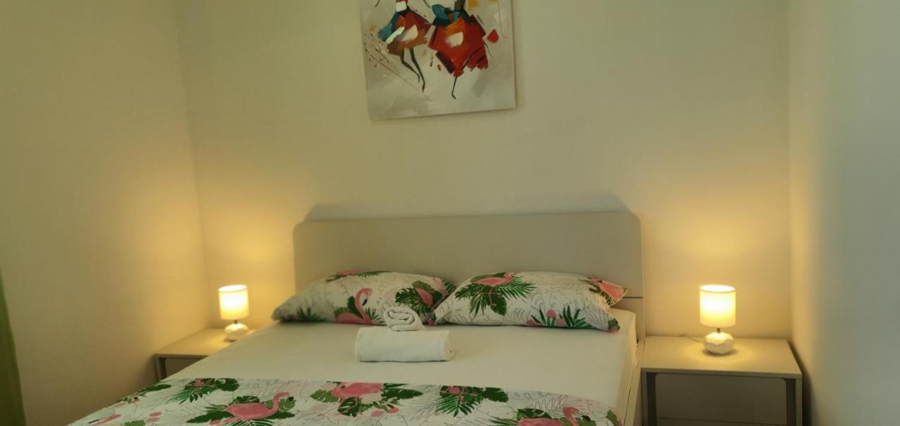 Apartman Galija 1 Zara Esterno foto